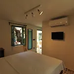 Oalis Boutique Πανσιόν 4*