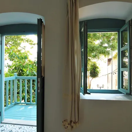 Πανσιόν Oalis Boutique