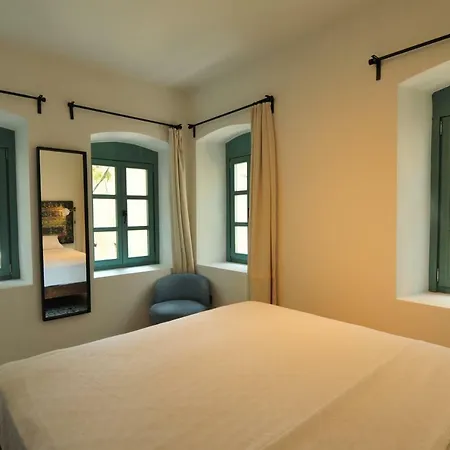 Oalis Boutique 博德鲁姆